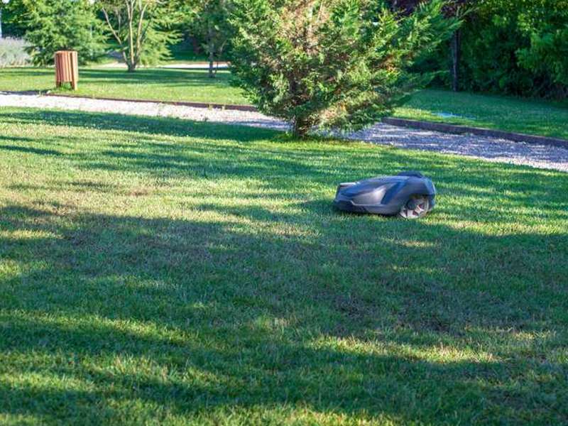 Husqvarna mower for slopes